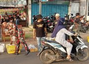 Ribuan Takjil Ludes Dibagikan, LMPI Indramayu Tebar Berkah Ramadan 