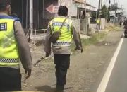 Tertibkan Penyapu Koin, Polisi Indramayu Antisipasi Kemacetan dan Kecelakaan di Jembatan Sewo