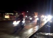 Pantura Diguyur Hujan Deras, Ribuan Pemudik Roda Dua Pantang Surut