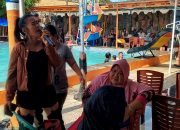 VIRAL! Artis Lawas yang Sempat Meroket Tiba-tiba Nongol di Kolam Renang Indramayu, Bikin Pengunjung Histeris!
