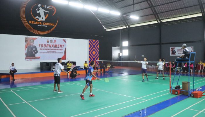 Polres Indramayu Gelar Turnamen Bulutangkis Sambut Hari Bhayangkara ke-79