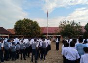 Kapolsek Sliyeg Beri Pesan Anti-Kekerasan di SMPN 1 Sliyeg