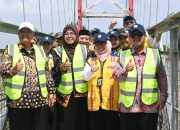 Bupati Cirebon Resmikan Jembatan Gantung Babakan Losari, Permudah Akses Warga dan Dorong Ekonomi Lokal