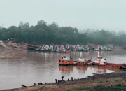 Sungai Mahakam Mengering, Hamparan Pasir Muncul di Kutai Barat